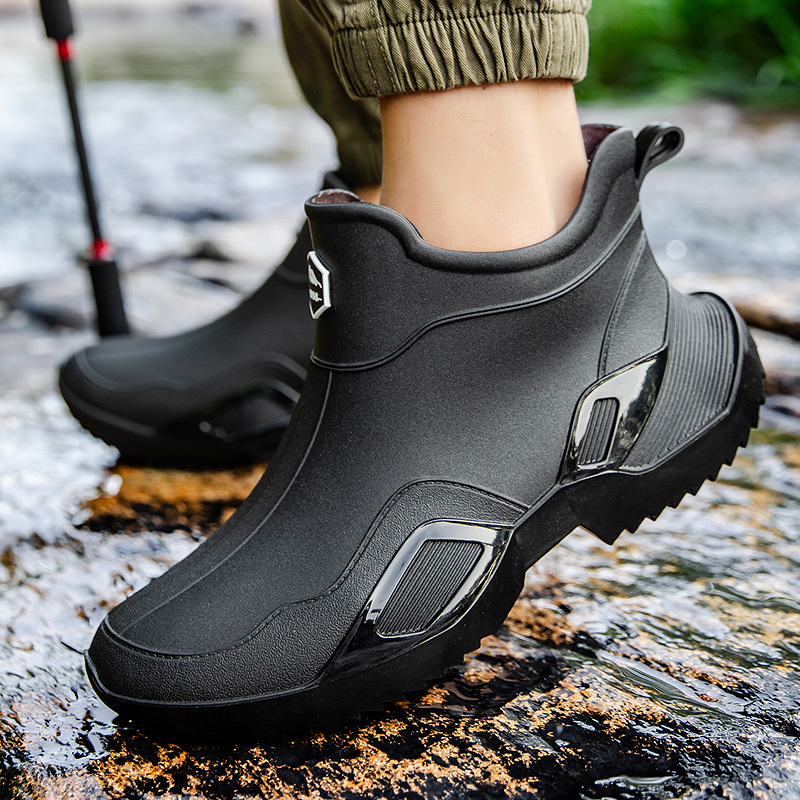 Unisex Short Tube Water Shoes  - Fishing Boots avis et prix